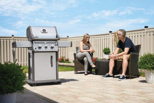 Napoleon Rogue XT 365 SIB Freestanding Gas BBQ - Image 2